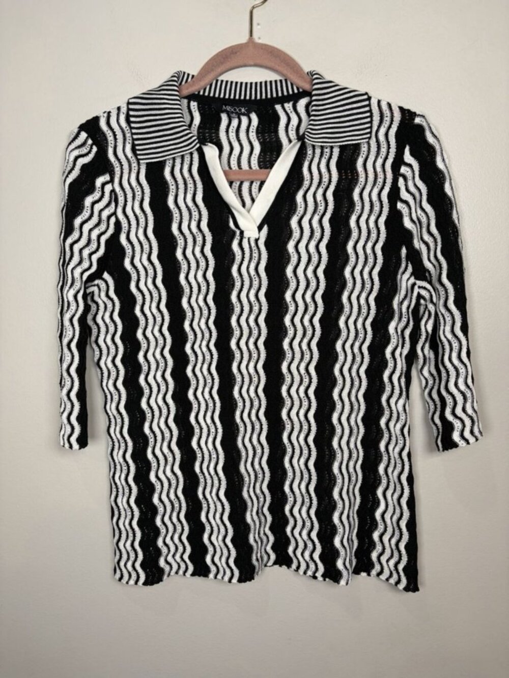Misook Pointelle Knit Wavy Top Size Small Black White Stripes Acrylic Work